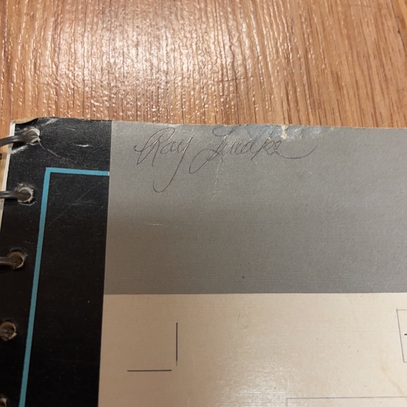 Vintage 1970s Paste Up Graphic Arts book - Picture 3 of 9